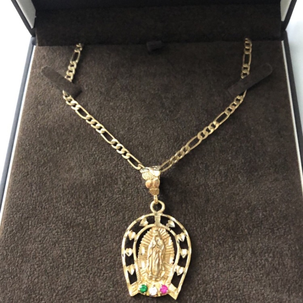 14K Figaro Gold Chain with Virgin Mary Pendant